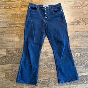 Daze Dark Wash Blue Ankle Flair Jeans Size 29